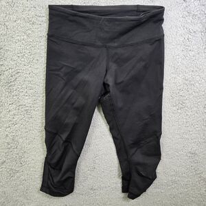 Lululemon Women's Black Crop Capri leggings Size 6